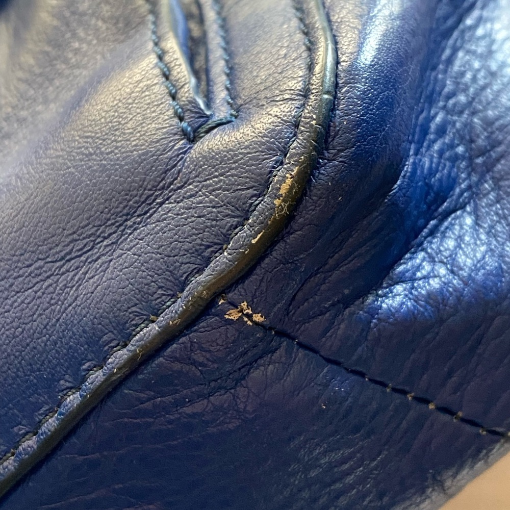 Fossil Blue Crossbody - Picture 4 of 8